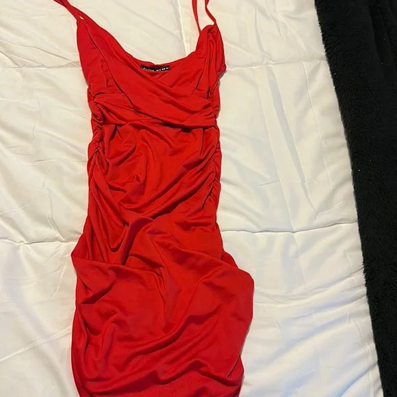 open lace back dress SheIn Women's Tie Open Back Sleeveless A Line Flare Short Mini Halter Dress  Red Print Large : Buy Online at Best Price in KSA